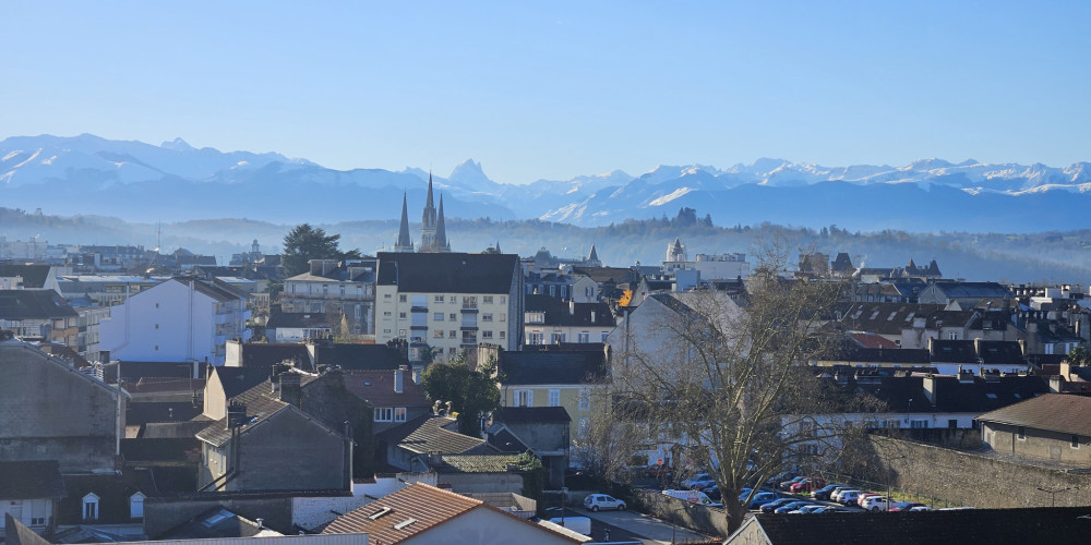 appartement à PAU (64000)