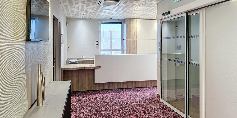 local commercial à TARBES (65000)