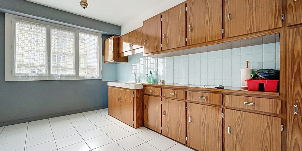 appartement à PAU (64000)