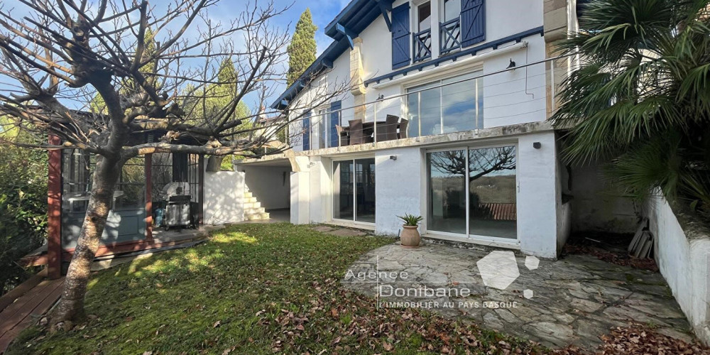 maison à BASSUSSARRY (64200)