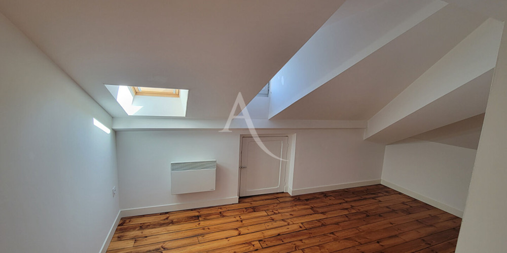 appartement à PAU (64000)