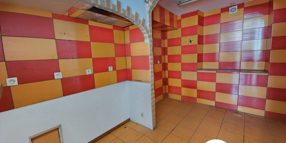 local commercial à OLORON STE MARIE (64400)