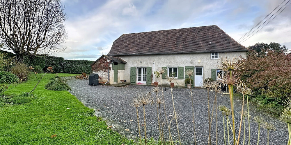 maison à SAUVAGNON (64230)