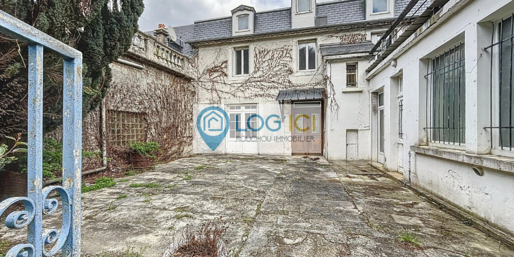 maison à ST LARY SOULAN (65170)