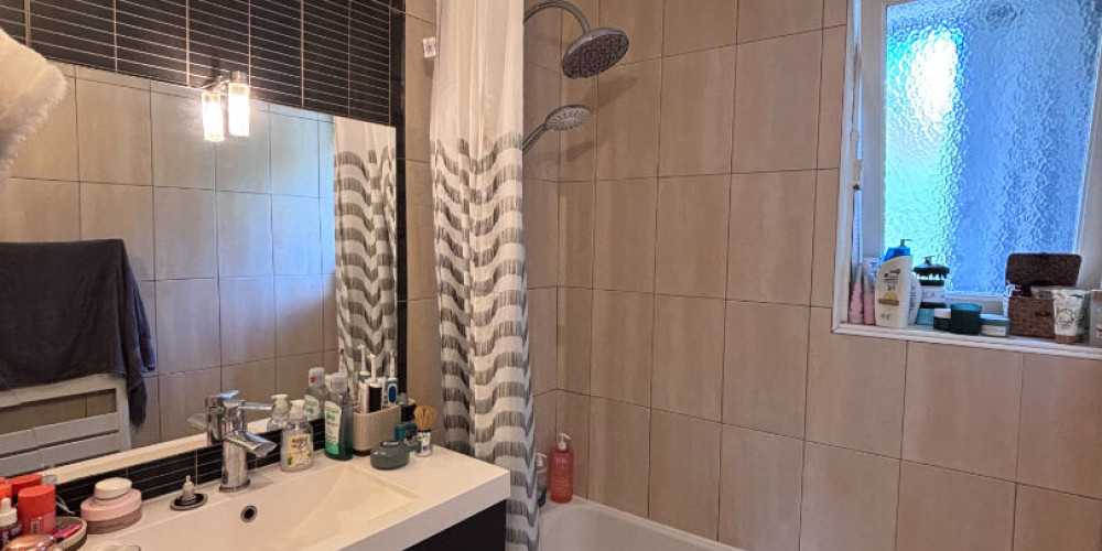 appartement à GELOS (64110)