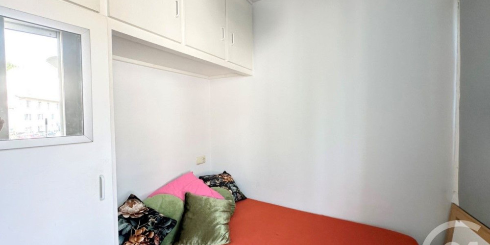 appartement à URRUGNE (64700)