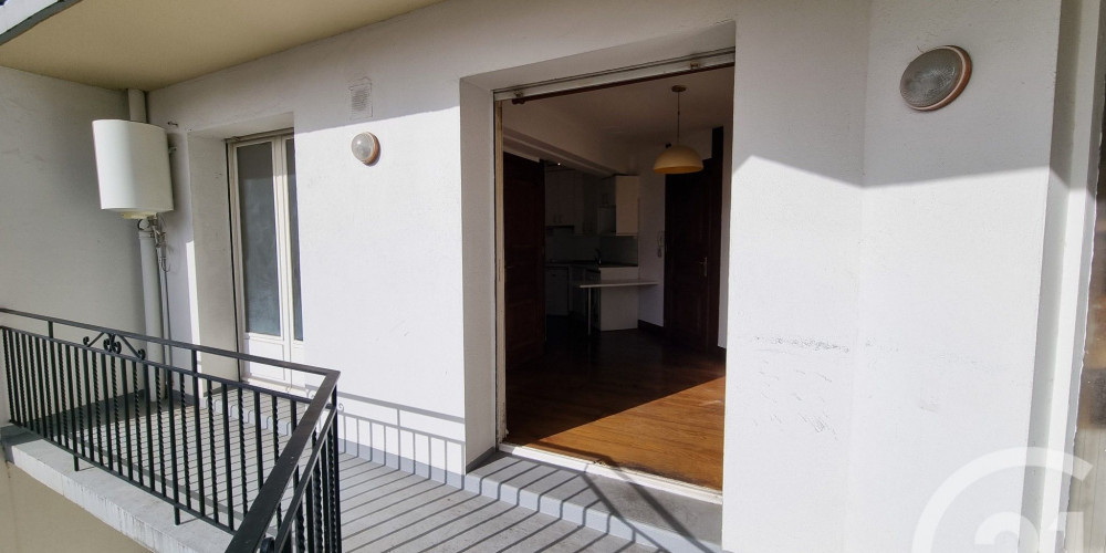 appartement à URRUGNE (64700)