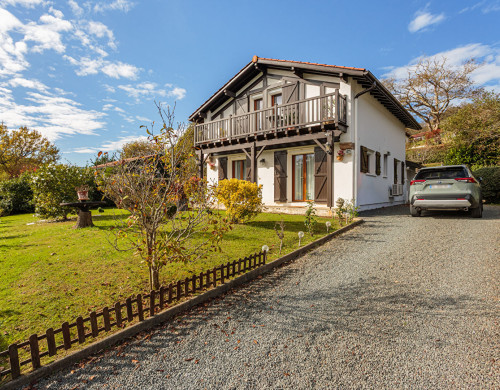 maison  ST PEE SUR NIVELLE