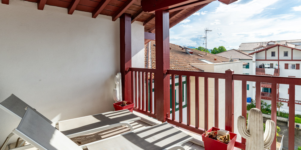 appartement à URRUGNE (64122)