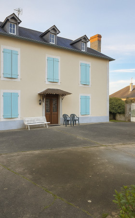 Maison  BEYRIE EN BEARN