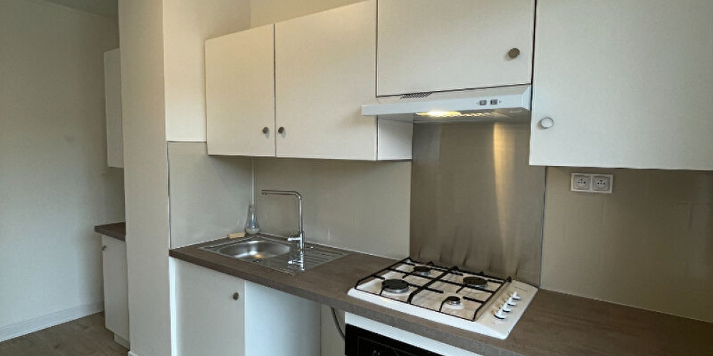 appartement à PAU (64000)