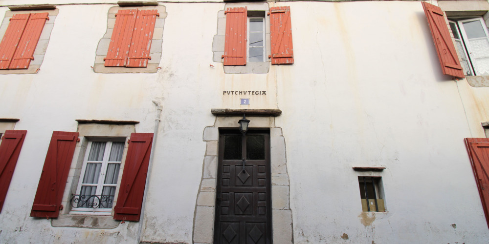 maison à ST JEAN DE LUZ (64500)