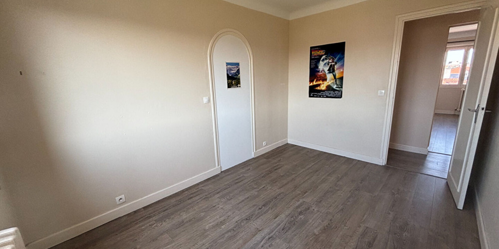 appartement à PAU (64000)