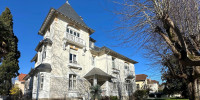maison à PAU (64000)