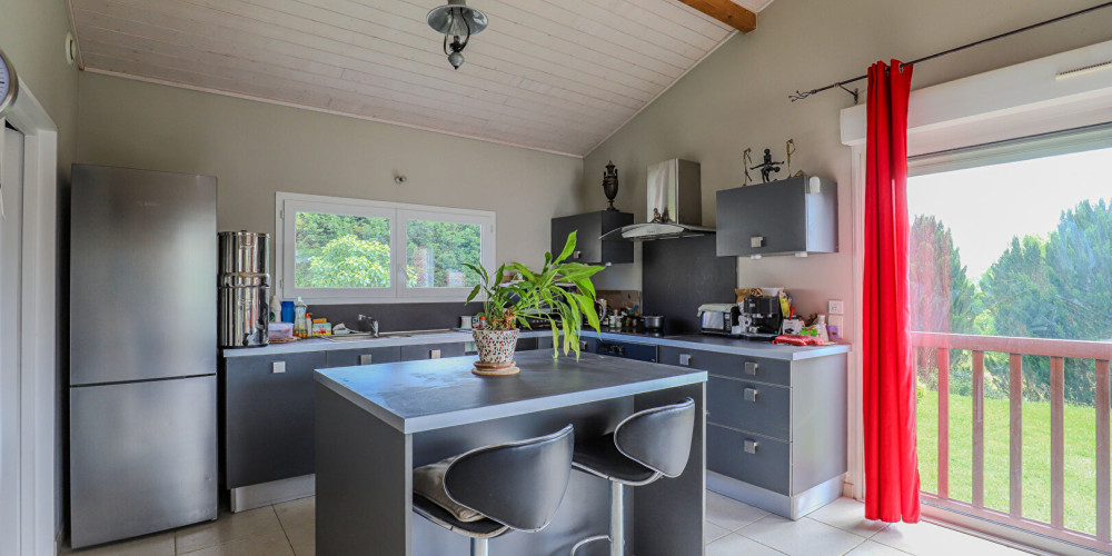 maison à ARBONNE (64210)