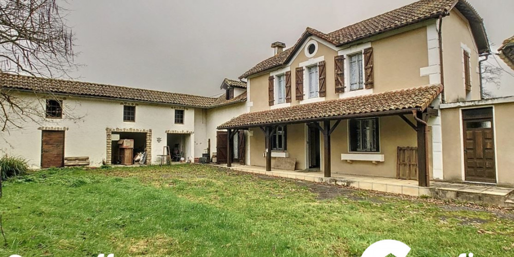 maison à LEMBEYE (64350)