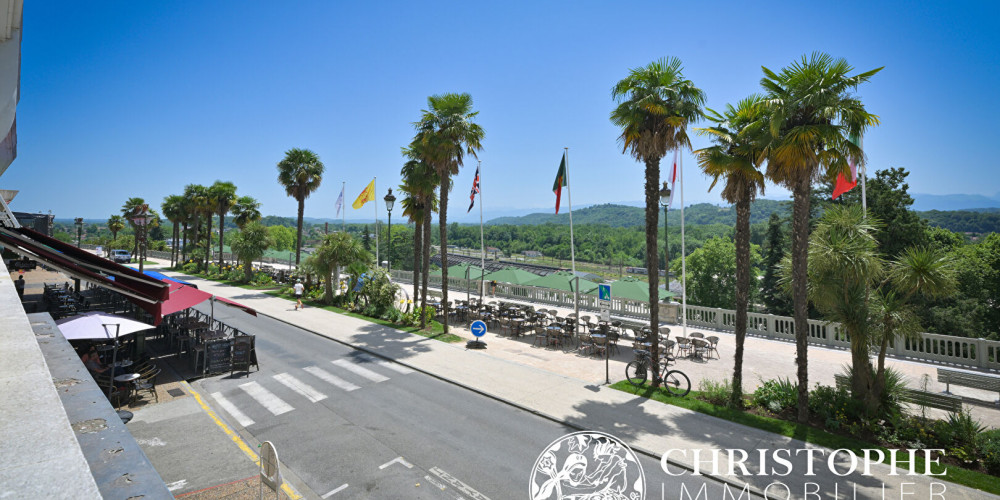 appartement à PAU (64000)