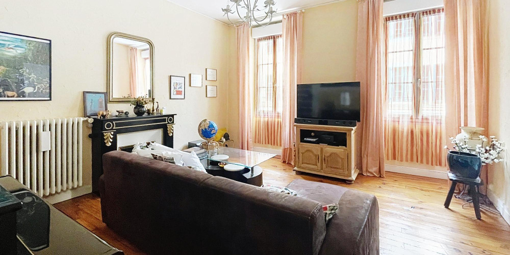 appartement à PAU (64000)