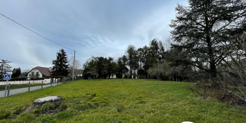 maison à BUROS (64160)