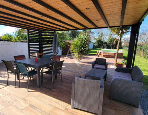 maison  LONS