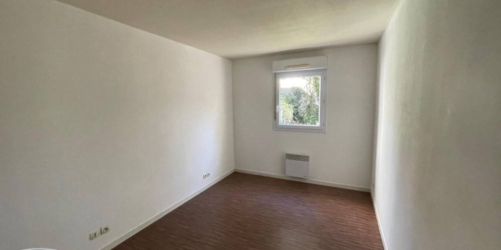 appartement à PAU (64000)