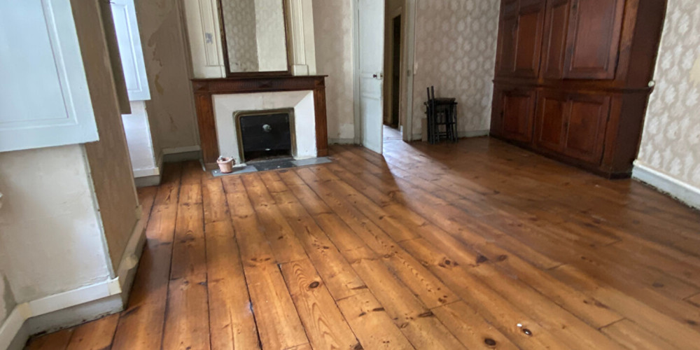 appartement à PAU (64000)