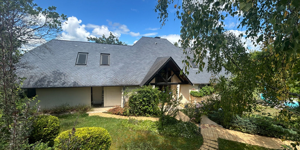 maison à PAU (64000)