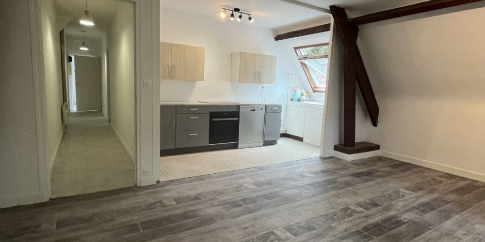 appartement à SAULT DE NAVAILLES (64300)