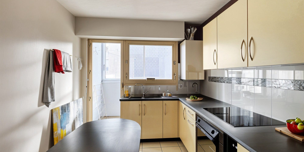appartement à PAU (64000)