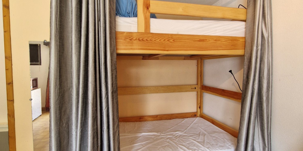 appartement à ST LARY SOULAN (65170)