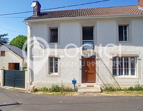 maison  THEZE
