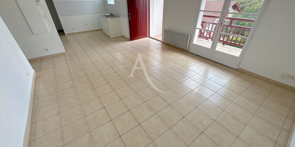 appartement à URRUGNE (64122)