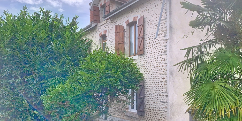 maison à SENDETS (64320)