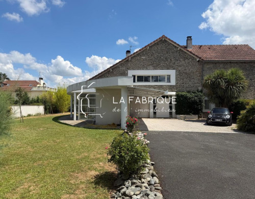 maison  GELOS
