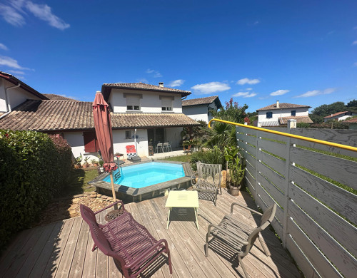 maison  URRUGNE