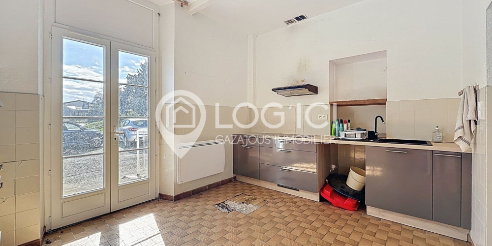 appartement à NAY (64800)