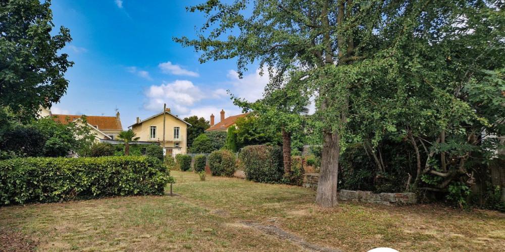 terrain à TARBES (65000)