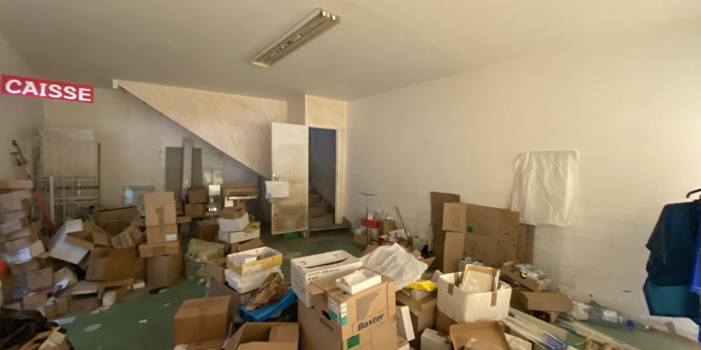 local commercial à LOURDES (65100)