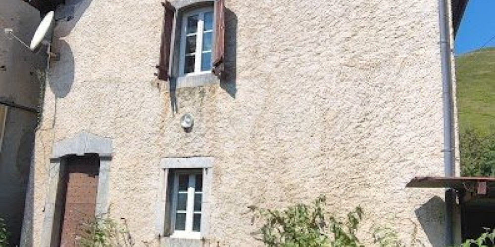 maison à ASASP ARROS (64660)