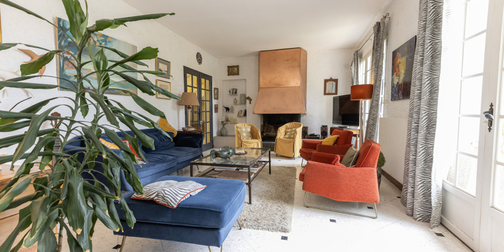 maison à JURANCON (64110)