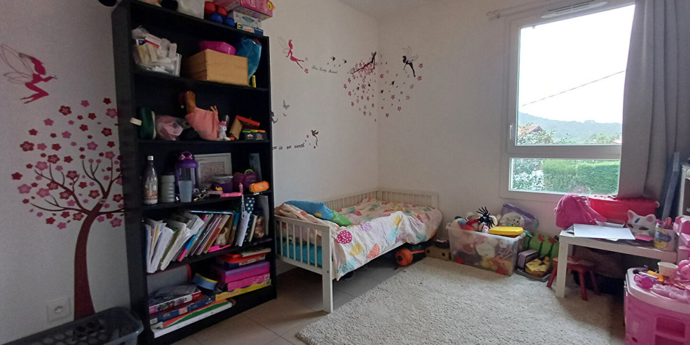 appartement à ST PEE SUR NIVELLE (64310)