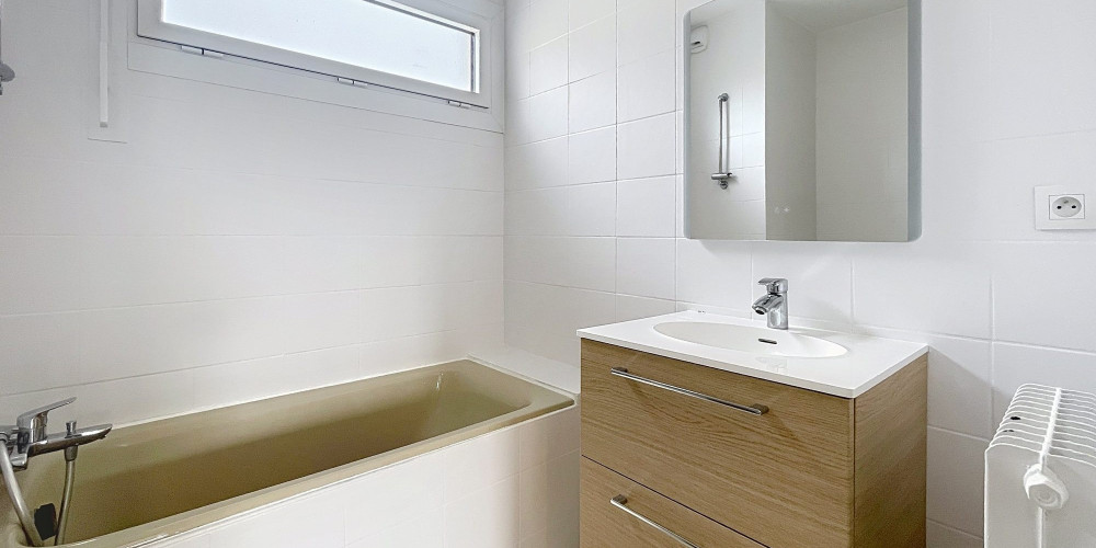 appartement à PAU (64000)