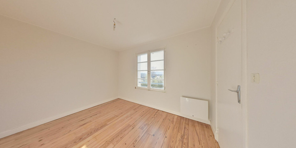 appartement à PAU (64000)