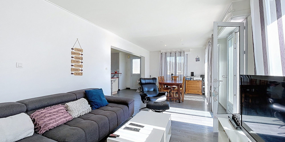 maison à GELOS (64110)