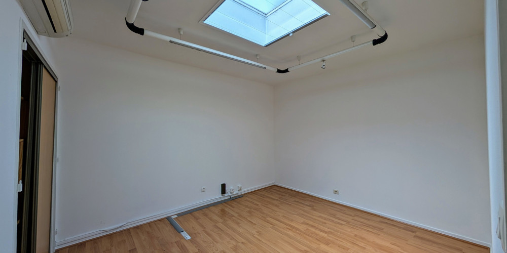 local commercial à TARBES (65000)