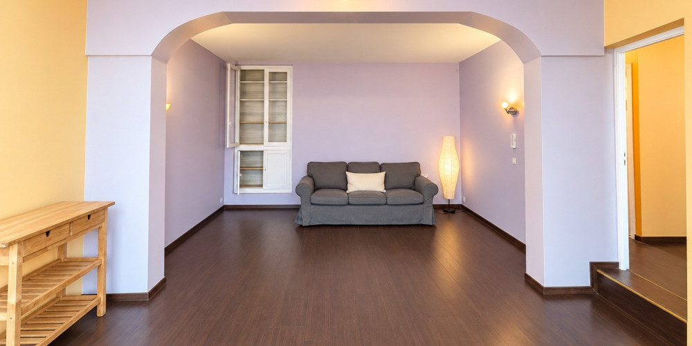local commercial à PAU (64000)