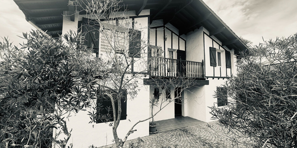 maison à BIDART (64210)