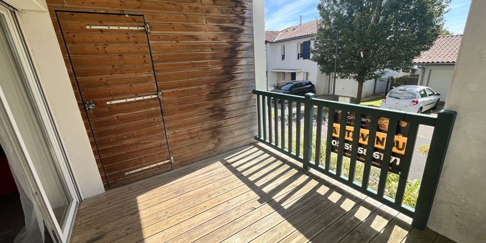 appartement à VILLEFRANQUE (64990)