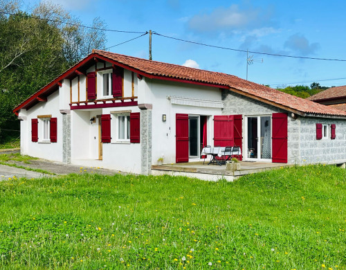 maison  URRUGNE