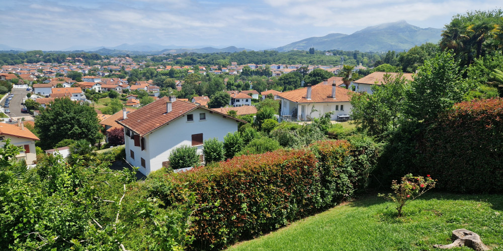 maison à CIBOURE (64500)